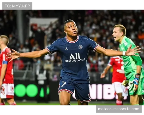 蓝月军团延续连胜强势领跑，霸主风范尽显