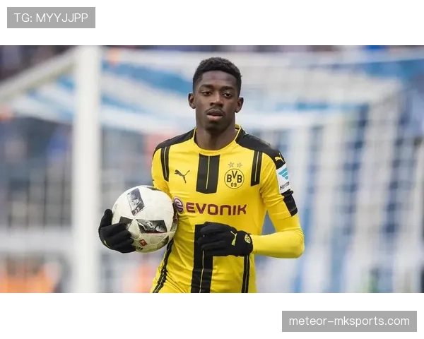 登贝莱最新买的豪车？别说，这日常完全和球场上的他判若两人啊！