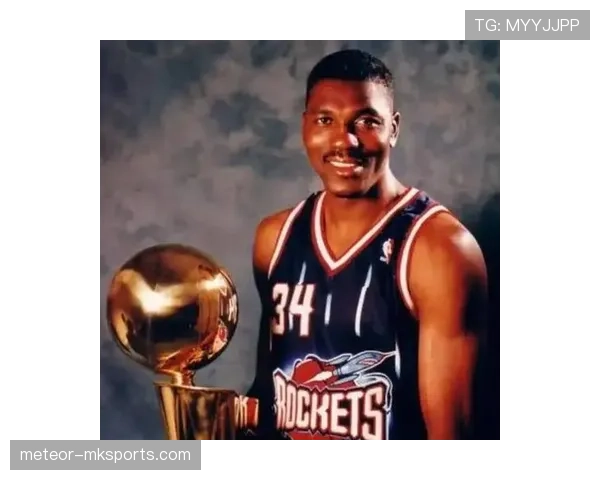 奥拉朱旺低位单打效率提升，改变对手防守策略